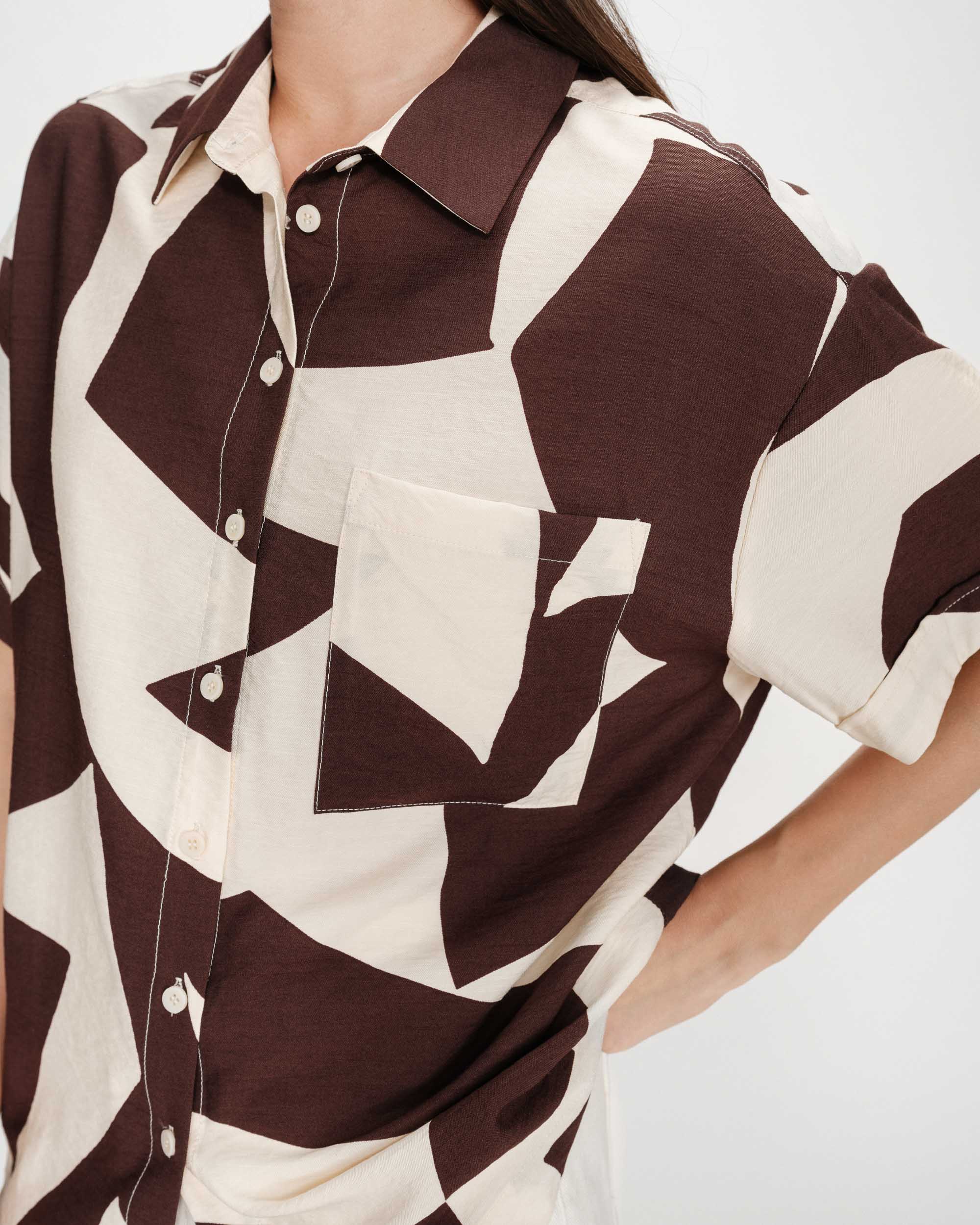 Chemise imprimée graphique chocolat Veil