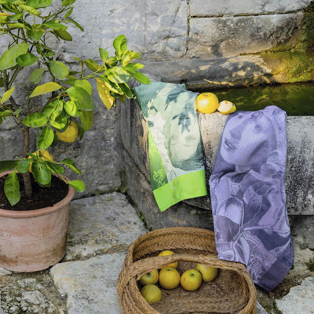 VENUS DE BOTICELLI VERT - Torchon  pur coton vert 56x77