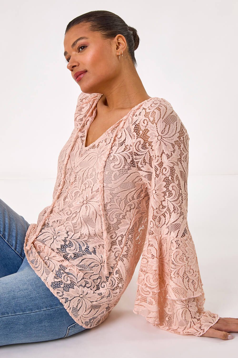 Roman Tie Neck Lace Detail Top