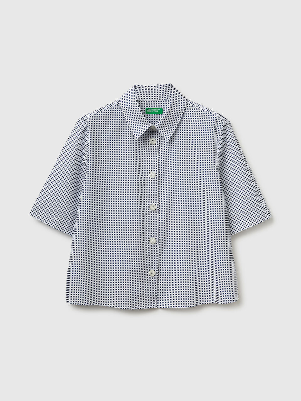Short sleeve patterned shirt