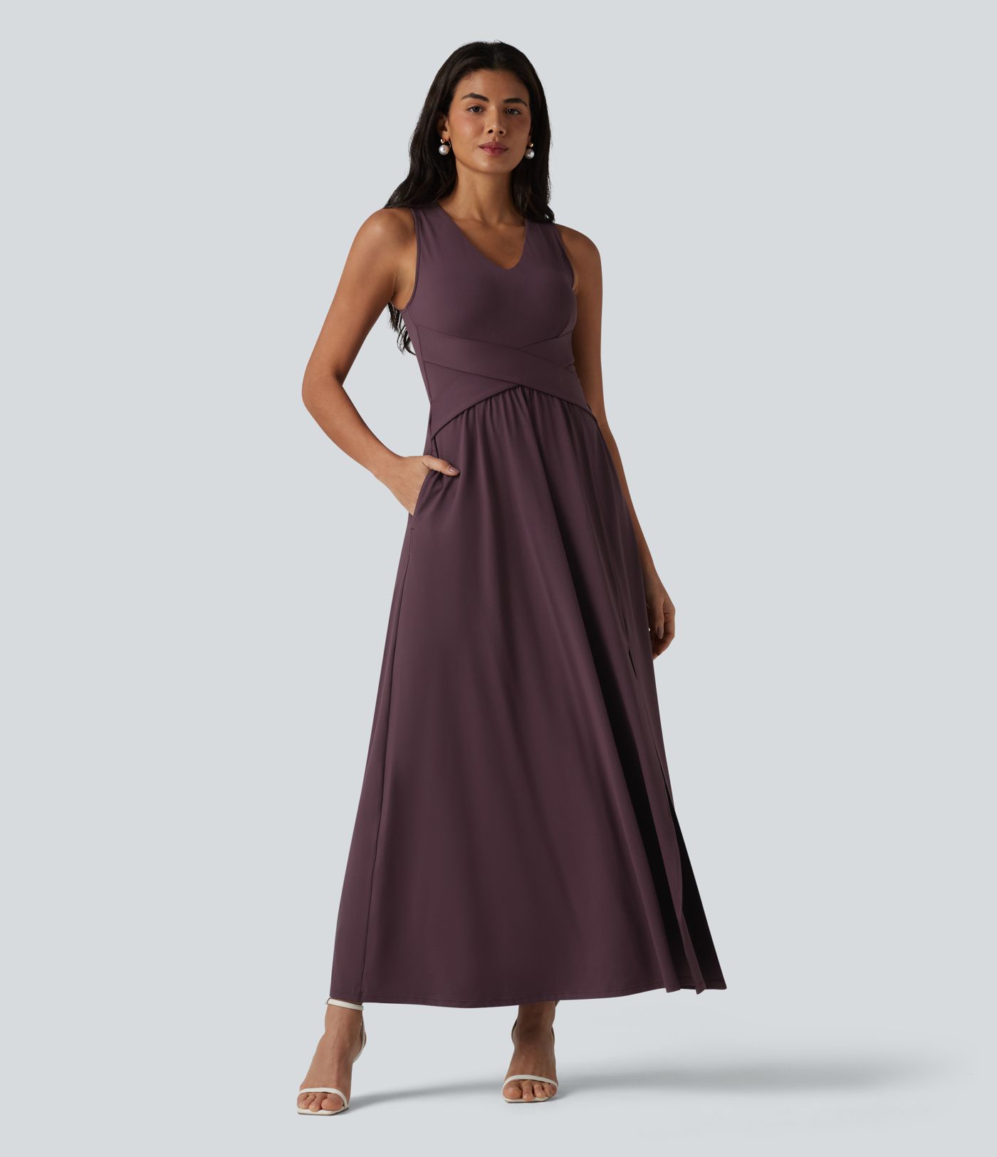 Robe longue sans manches col V avec poches
