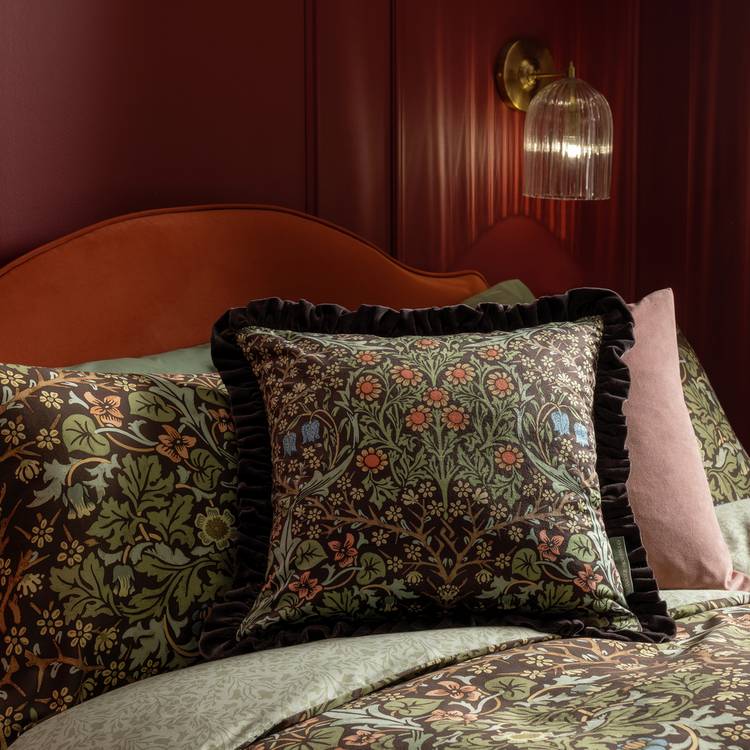 Habitat x Morris & Co. Blackthorn Velvet Cushion - Green
