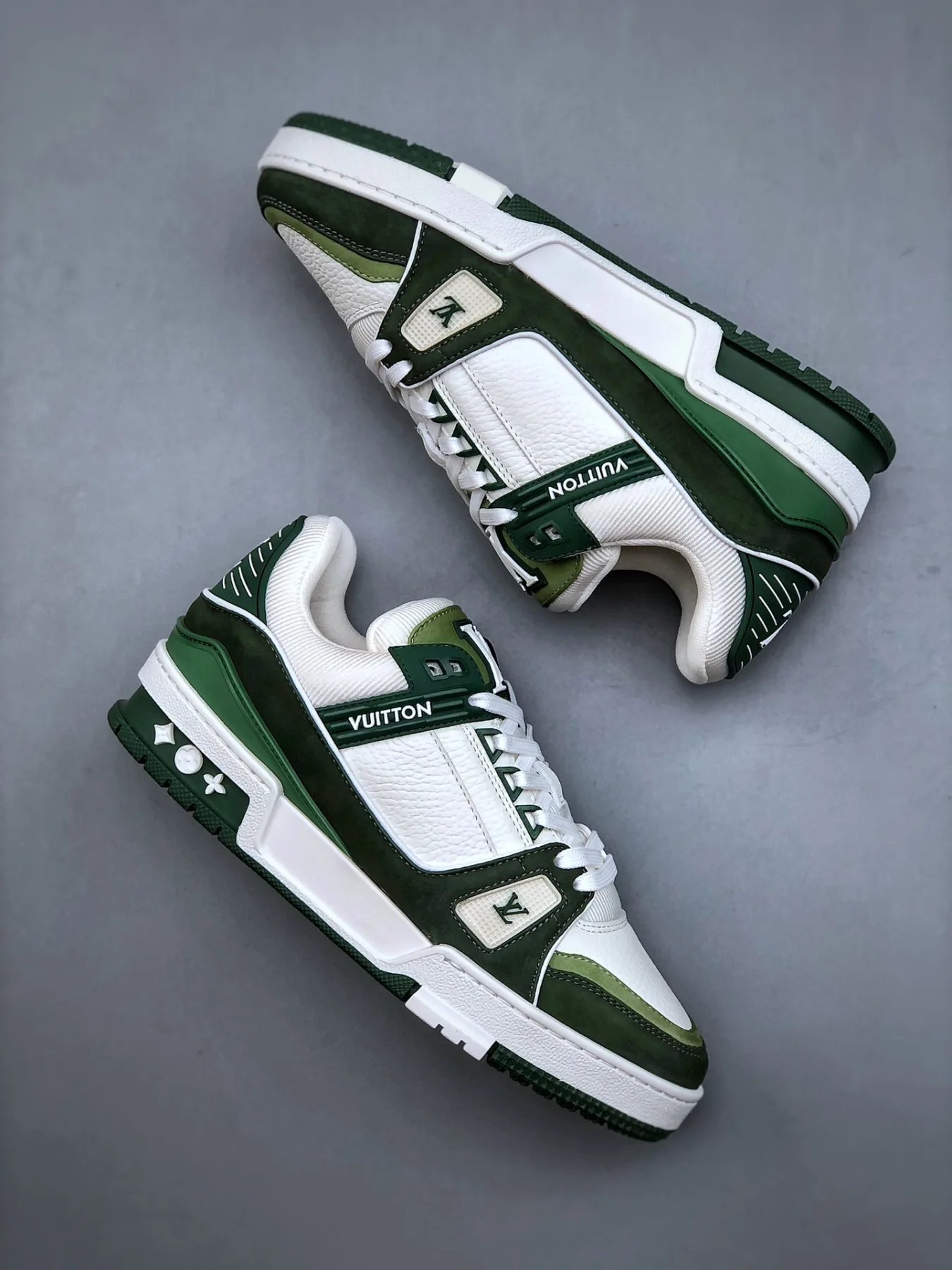 Louis Vuitton Sneakers blue green