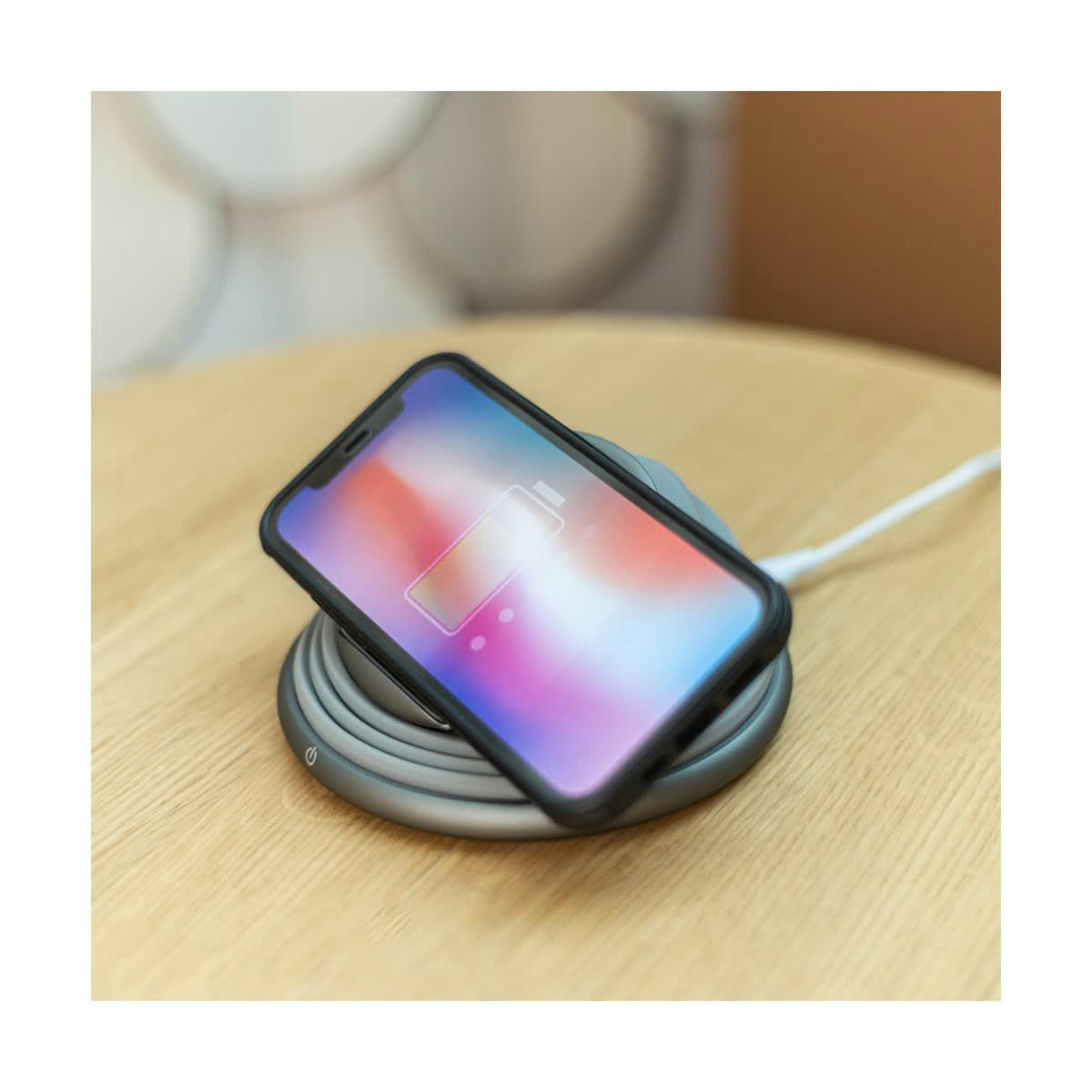 - Chargeur induction lumineux