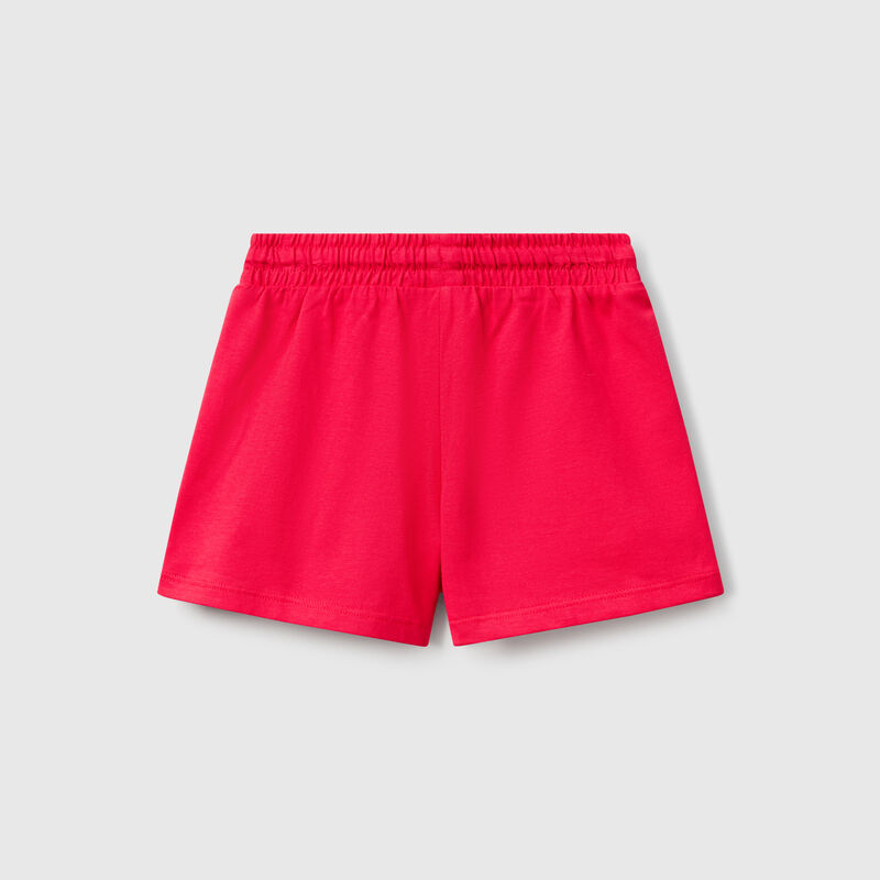 Shorts with drawstring