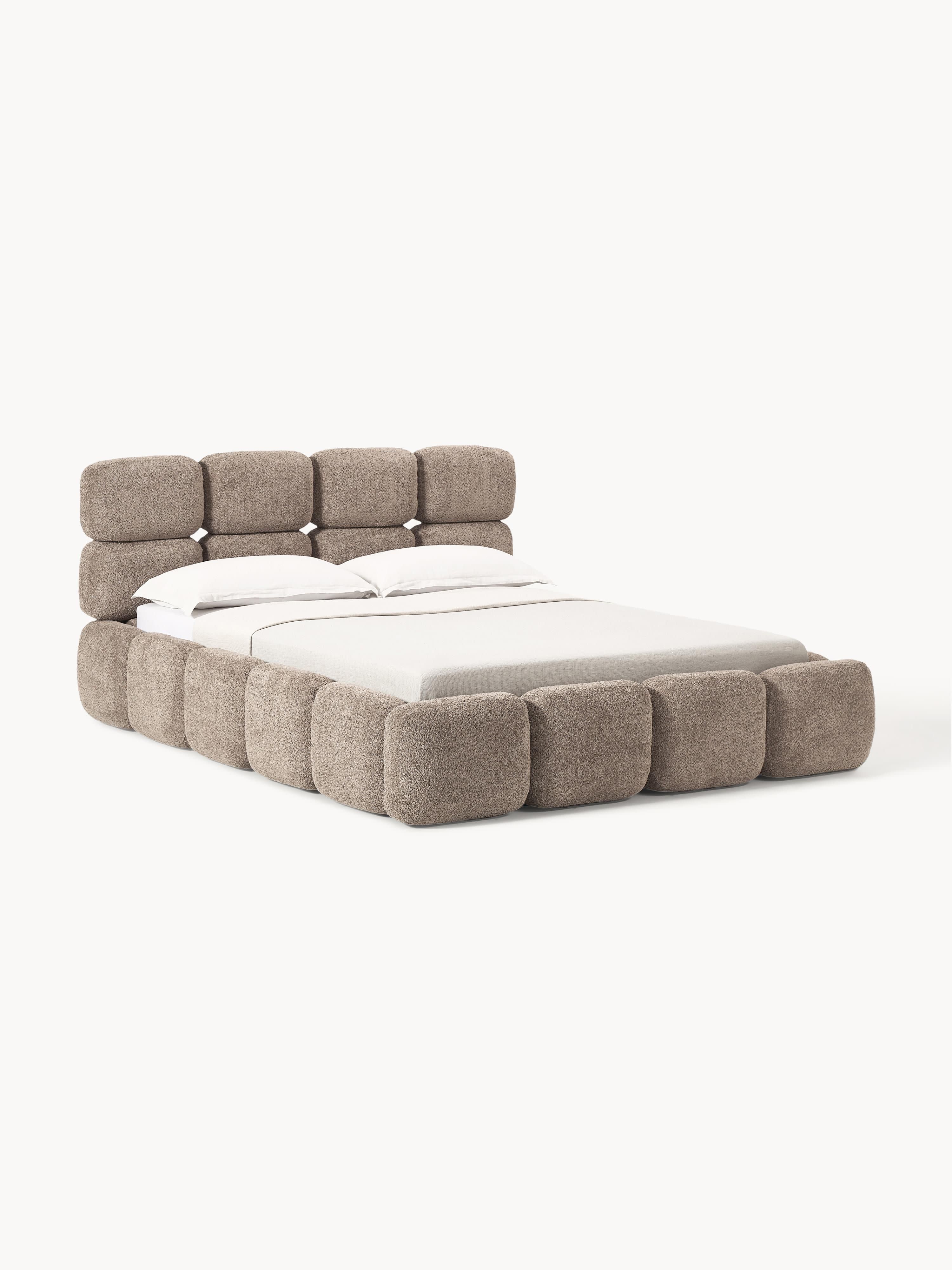 Polsterbett Tayla aus Teddy-Bouclé mit Stauraum