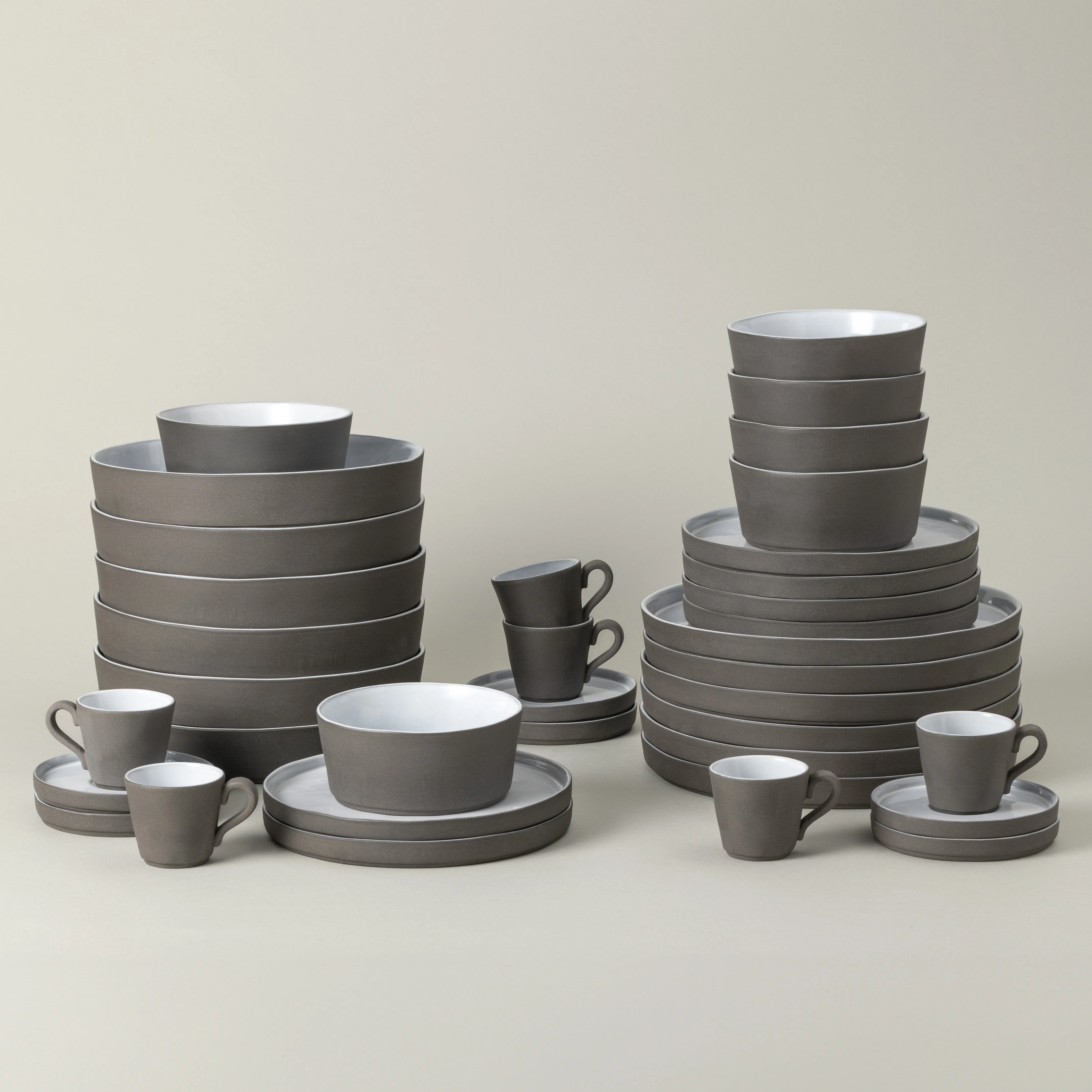30-Piece Dinnerware Set with Coffee Cup and Saucer Lagoa Ecogres