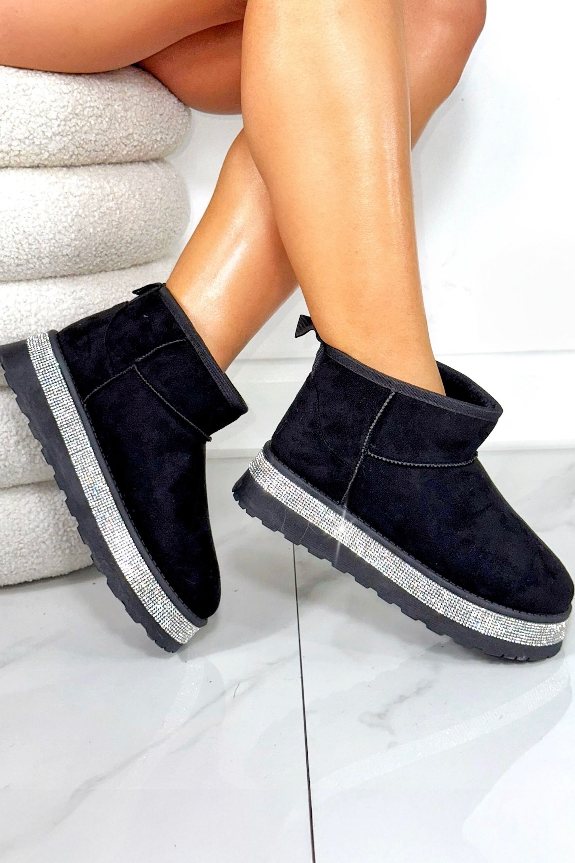 Love Lemonade Crystal Diamond Edge Cosy Snug Mini Boots