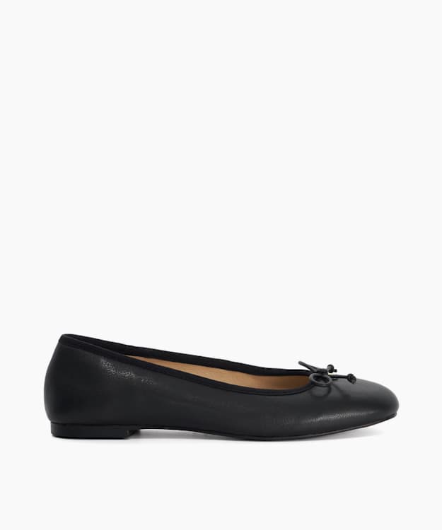 Helenne Black - Suede Ballet Flats