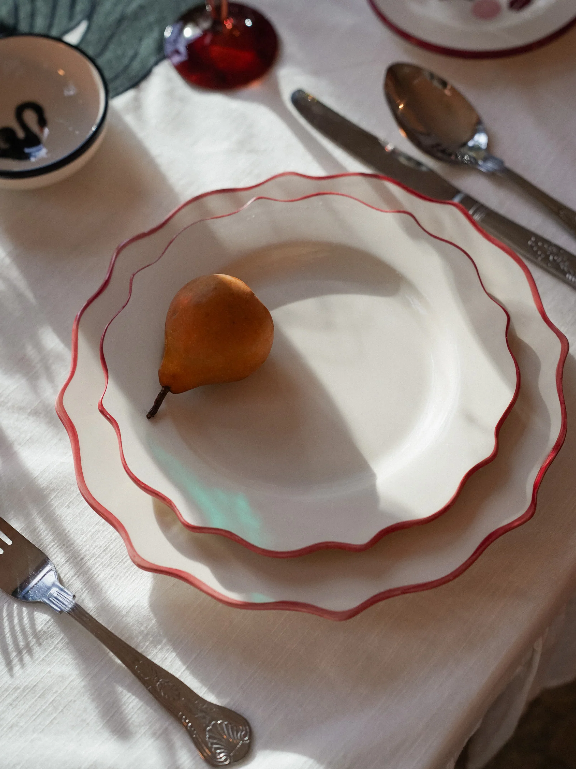 Handbemalter Frühstücksteller Scalloped
