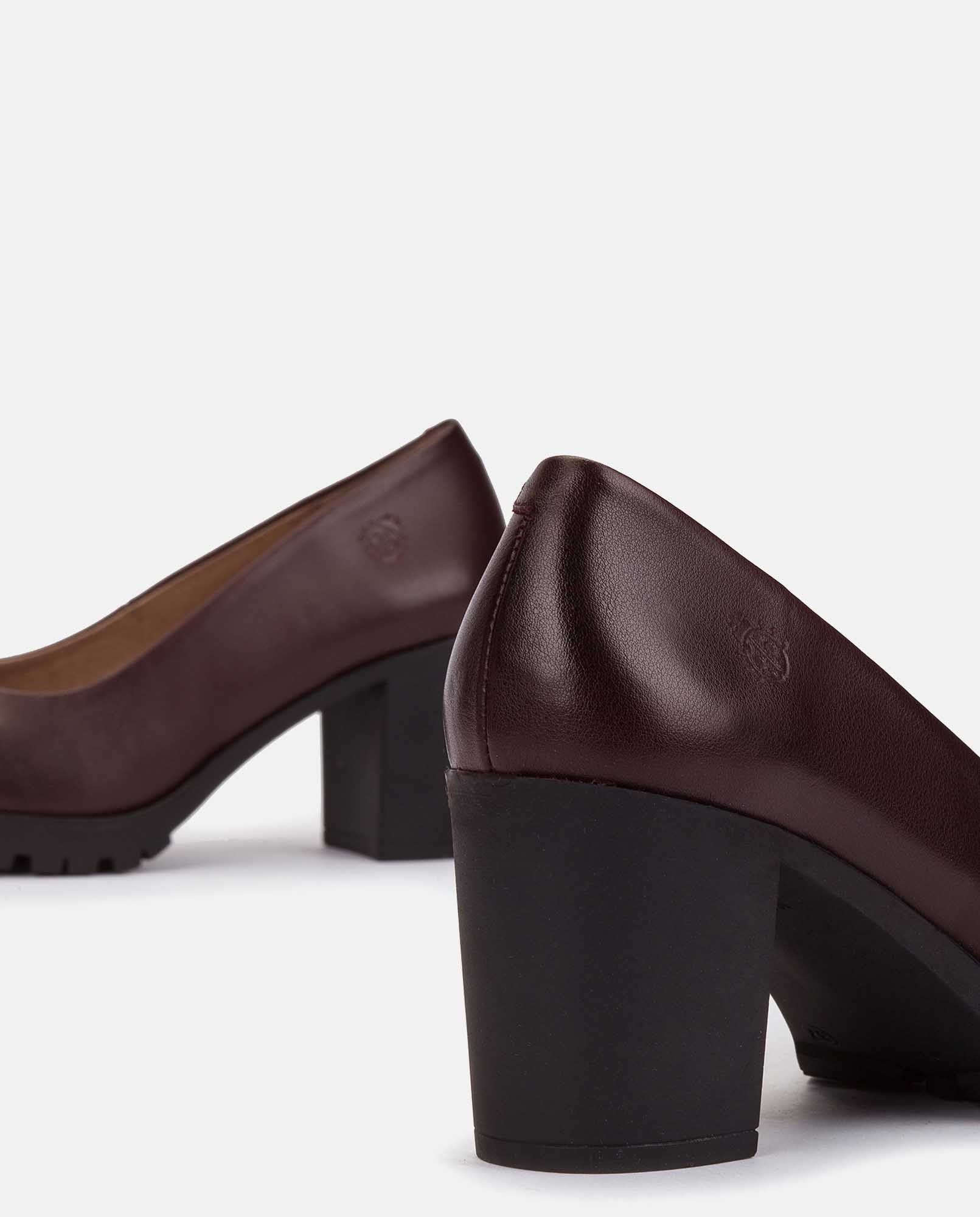 Zapato de tacón PRAGA-020 burdeos