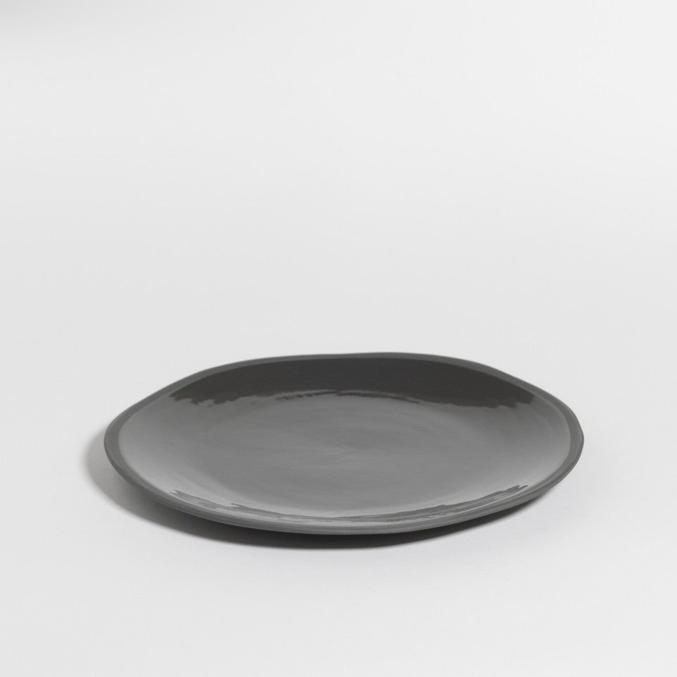The Table Atelier Dinerbord 26 cm Black Olive