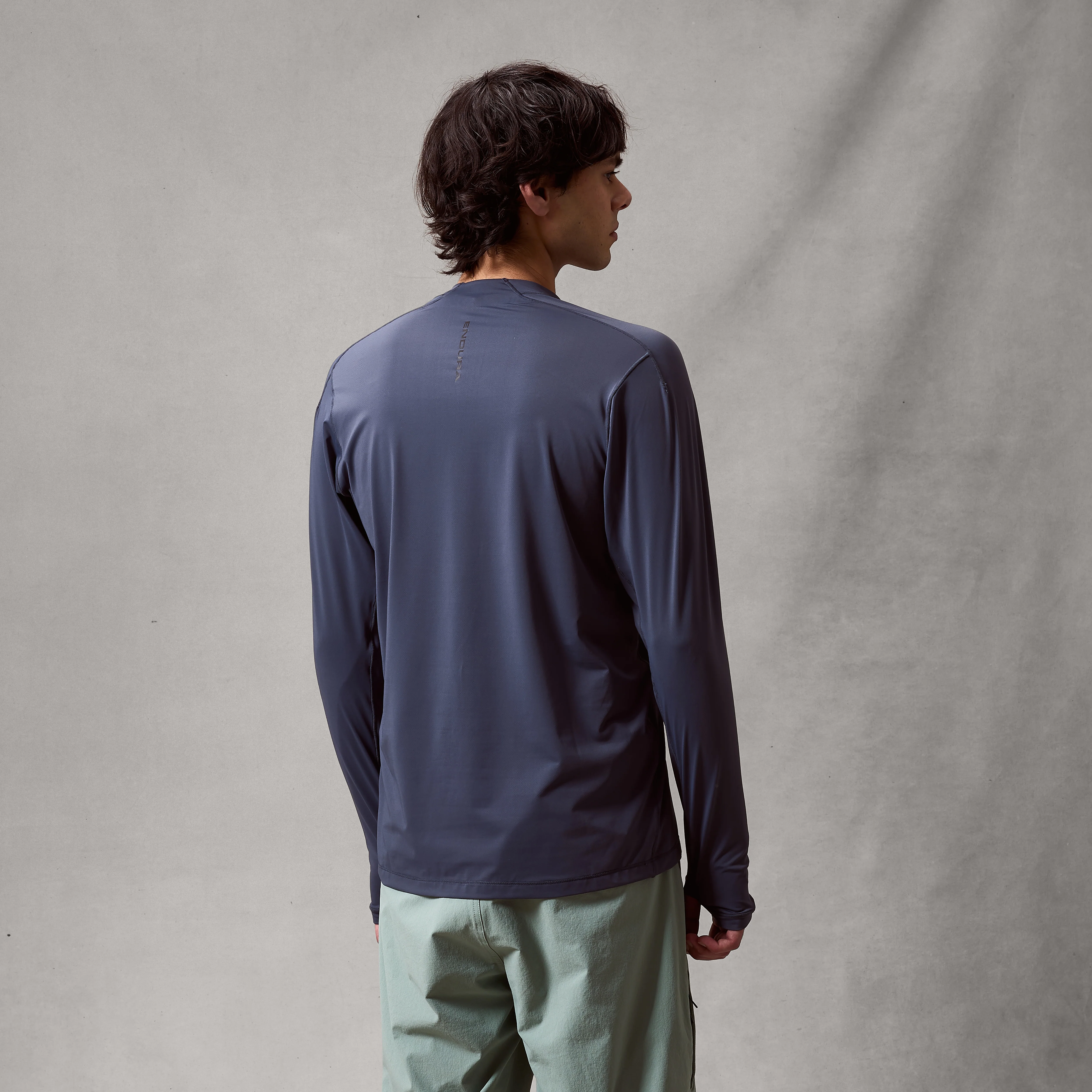 Men's AllTrack Rout L/S Tech Tee - Carbon Grey