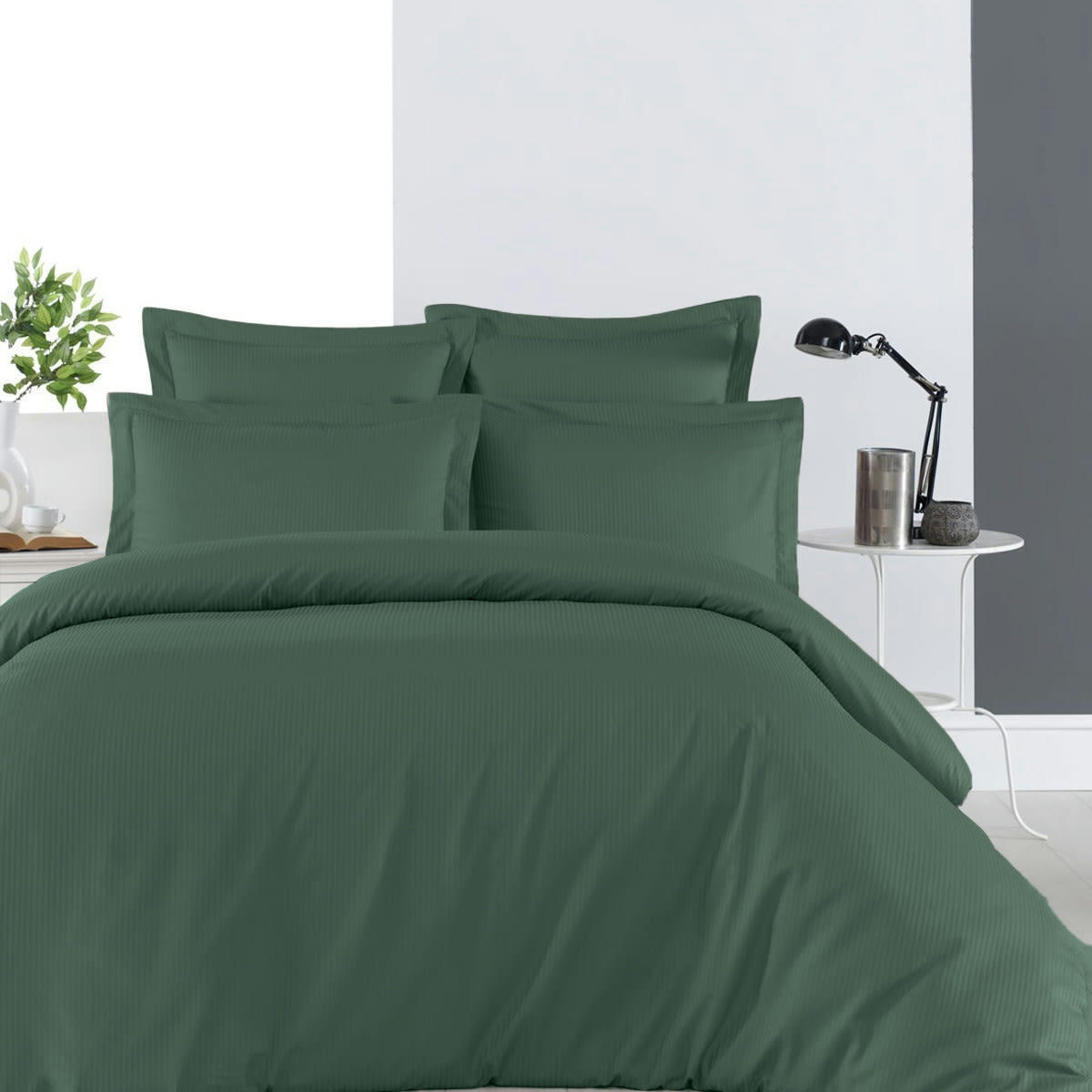 VERSAILLES - Housse de couette rayée réversible en satin Eucalyptus 140x200 cm