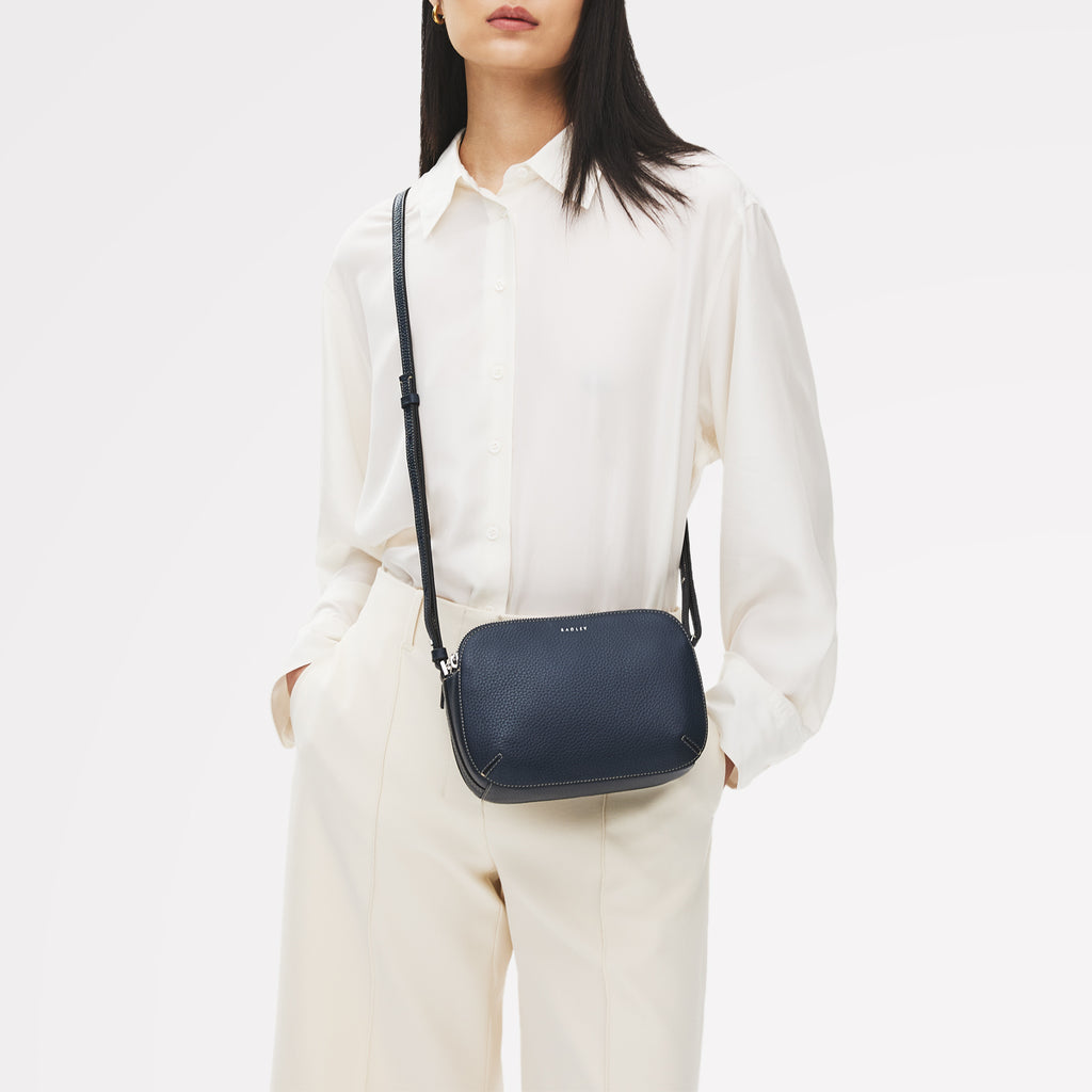 Dukes Place - Medium Ziptop Cross Body