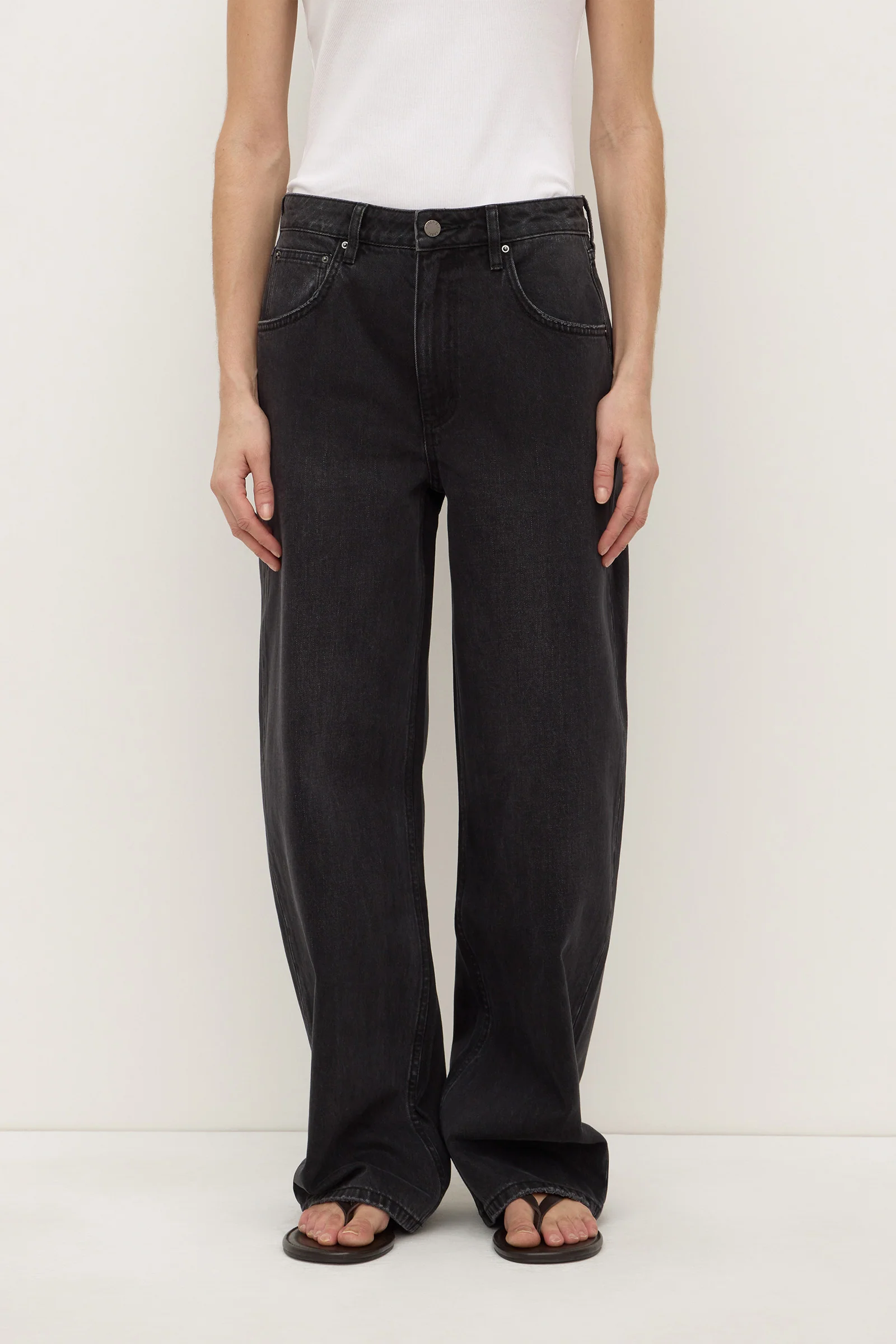 Low Curve Mid Rise Jean