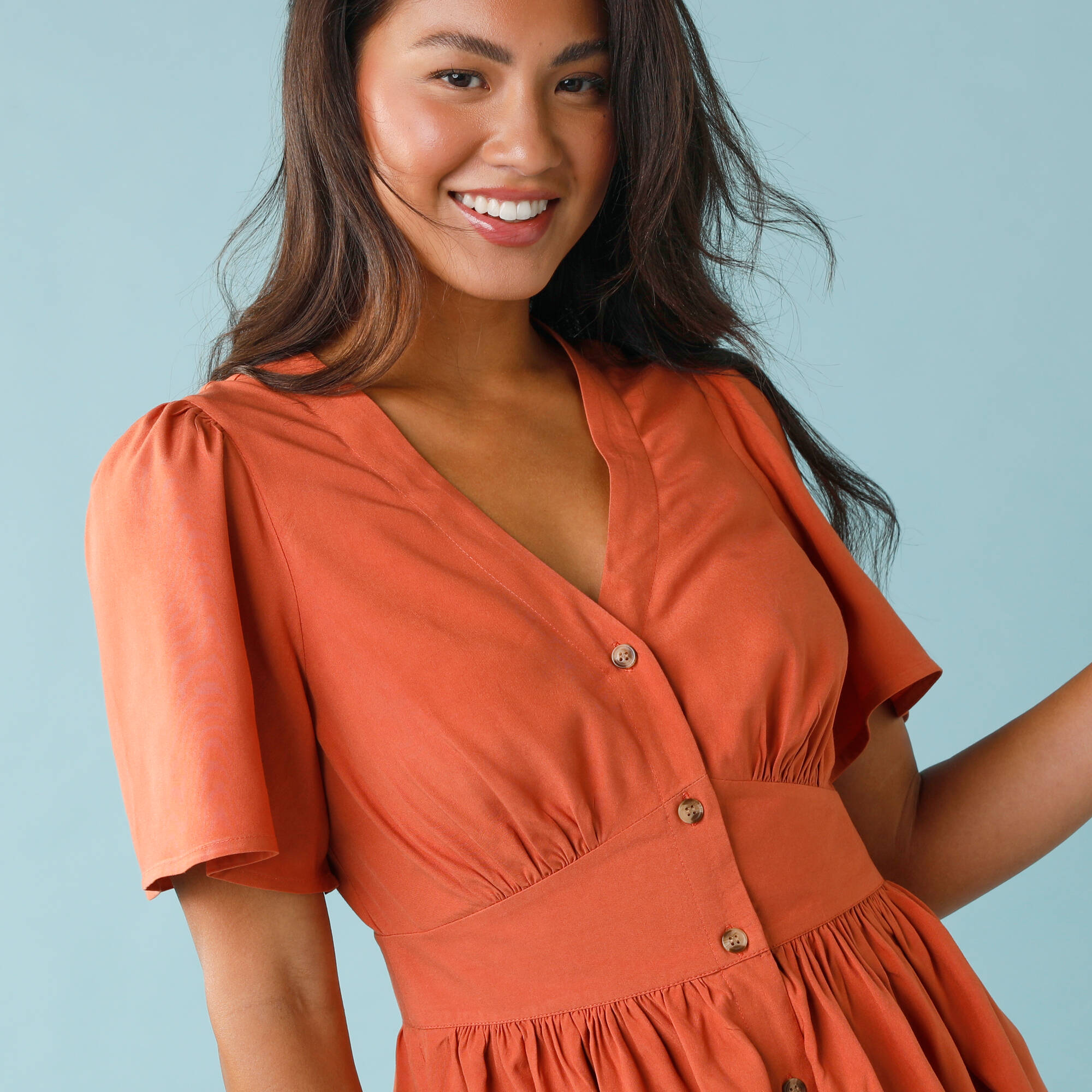 Robe courte boutonnée unie, Spécial Petites