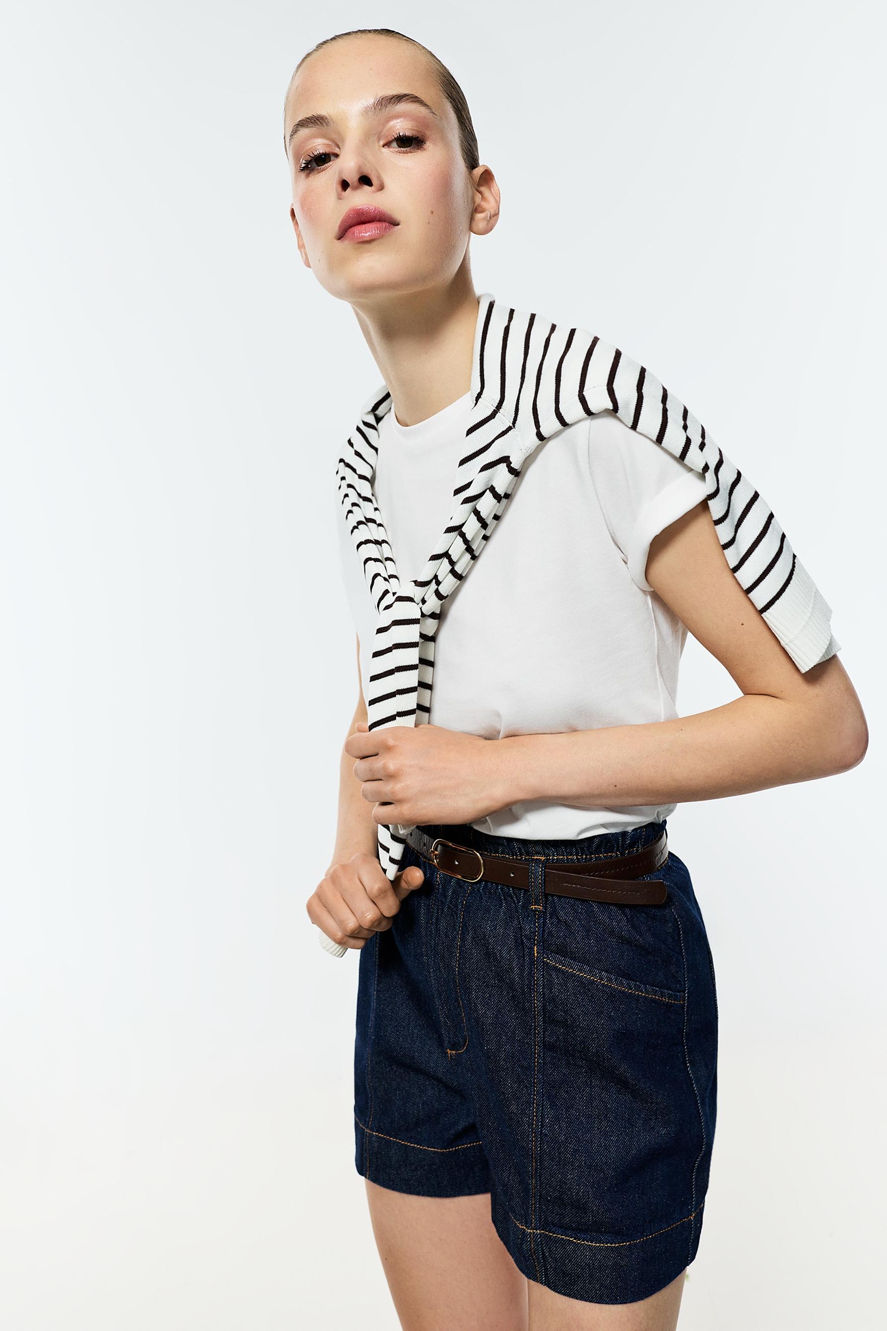 Short denim paperbag