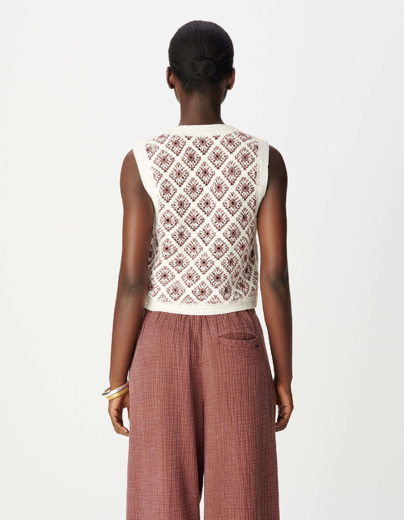 Cardigan sans manches écru tricot façon crochet Femme