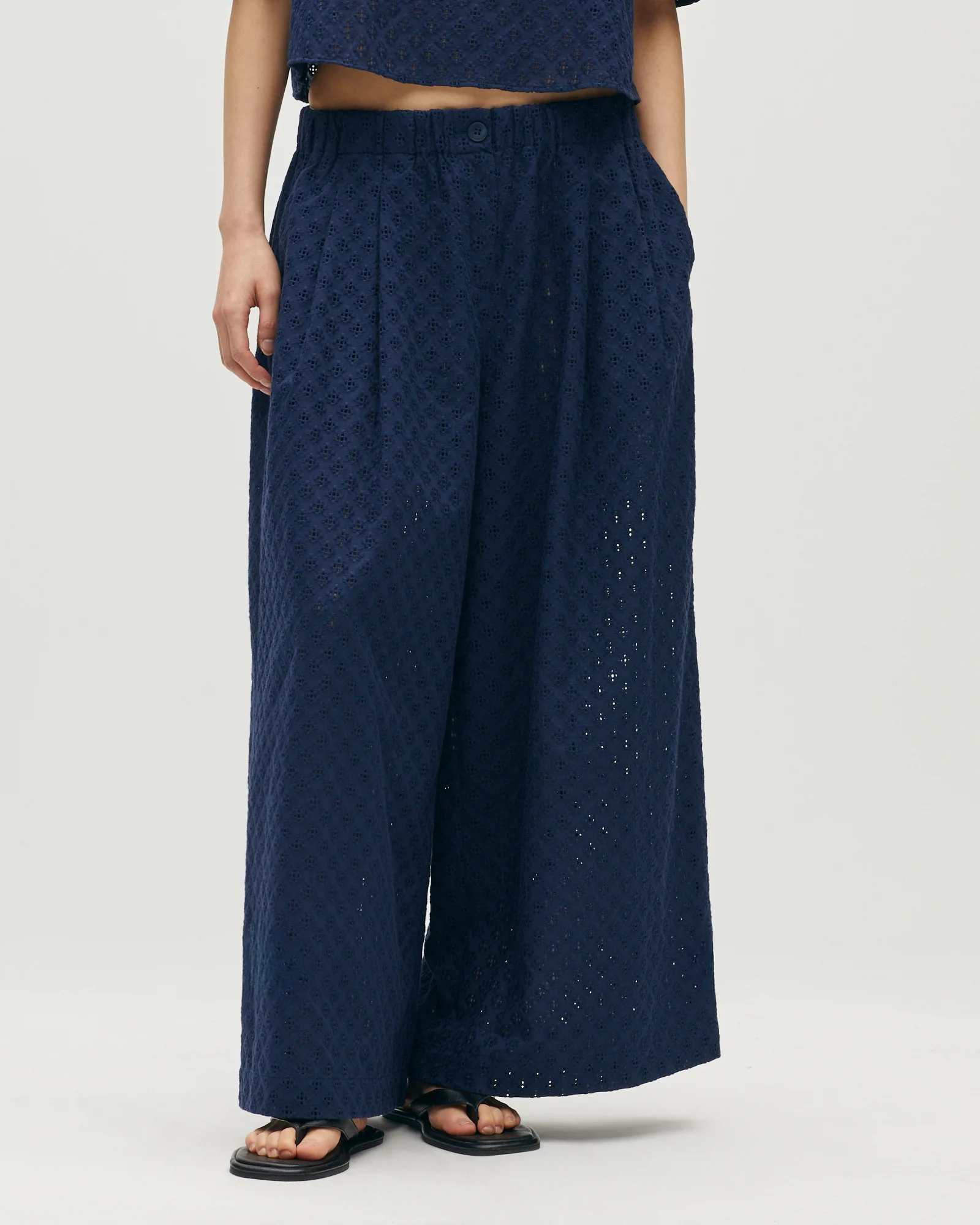 Pantalon cropped avec broderie en coton