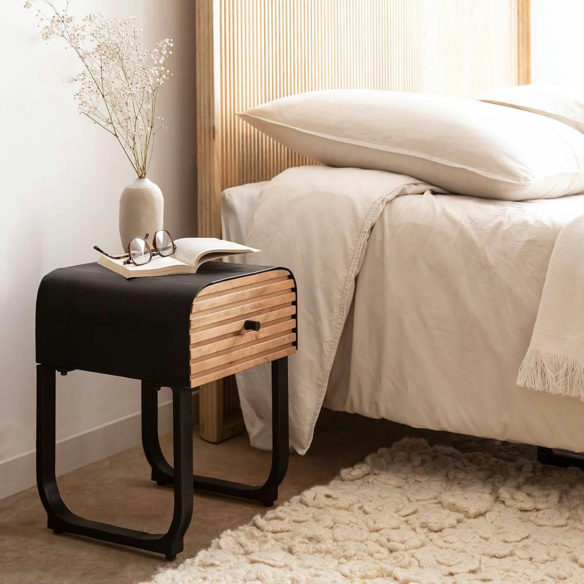 - Chevet en bois noir 30 cm