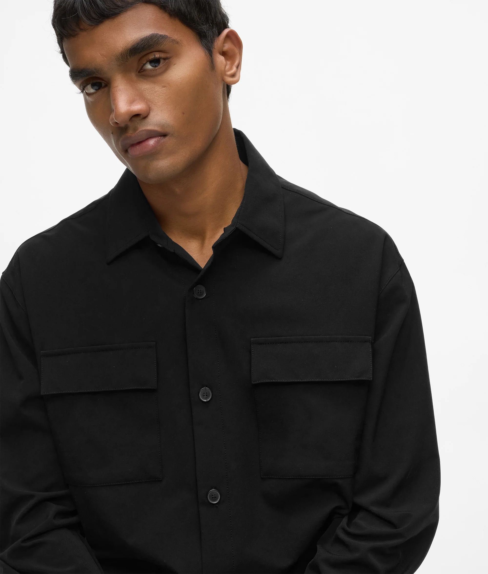 Chemise avec poche poitrine