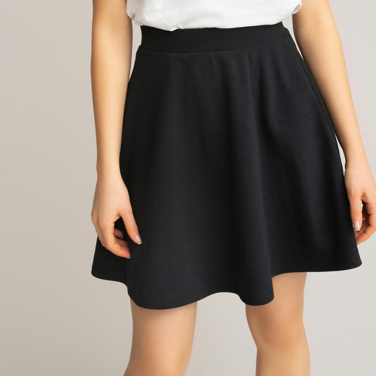 Jupe fluide noire patineuse