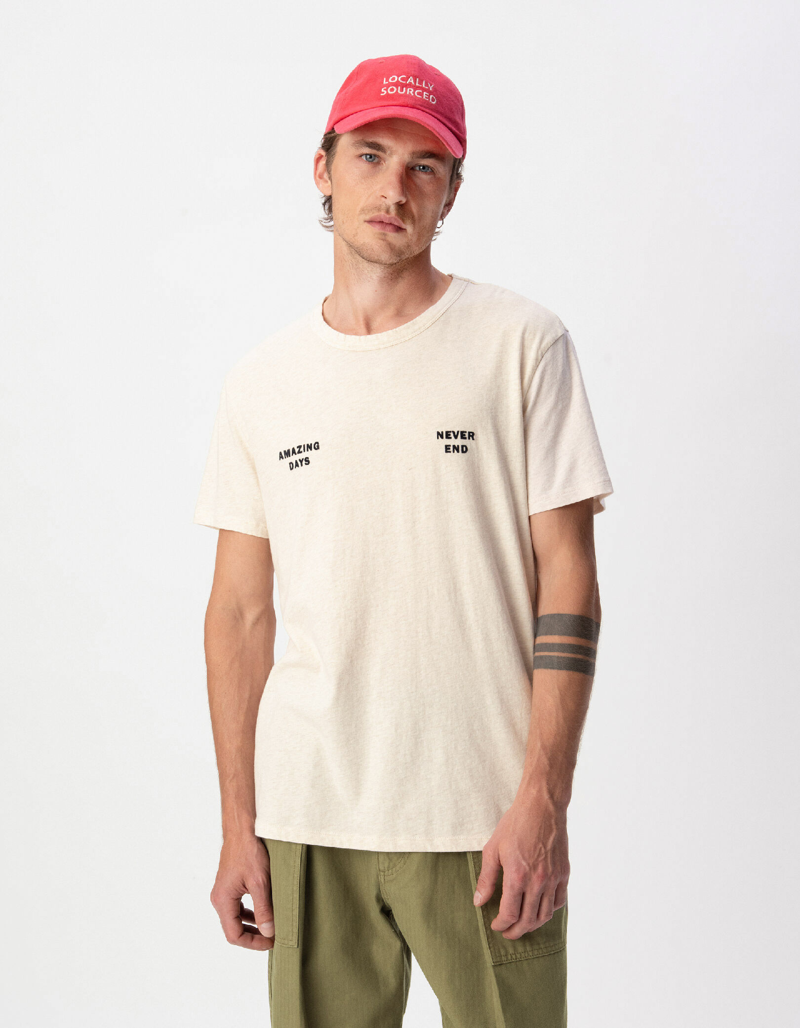 T-shirt col rond beige message poitrine Homme