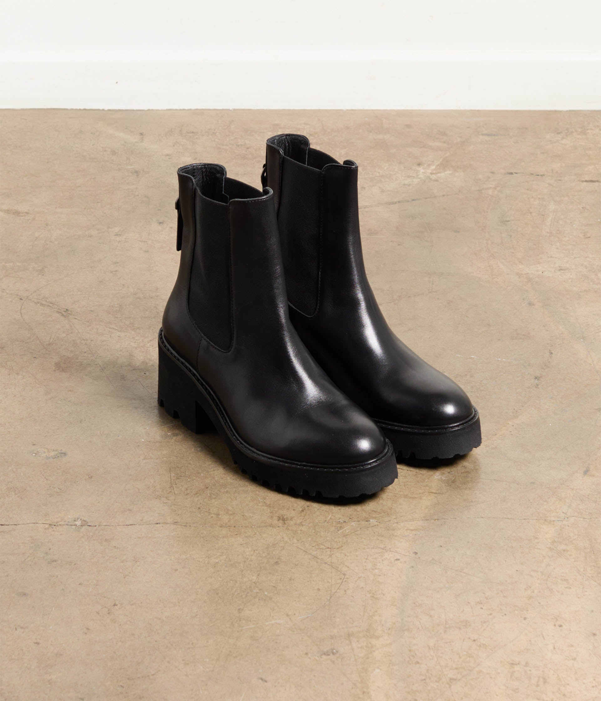 Boots crantées noires Alpha