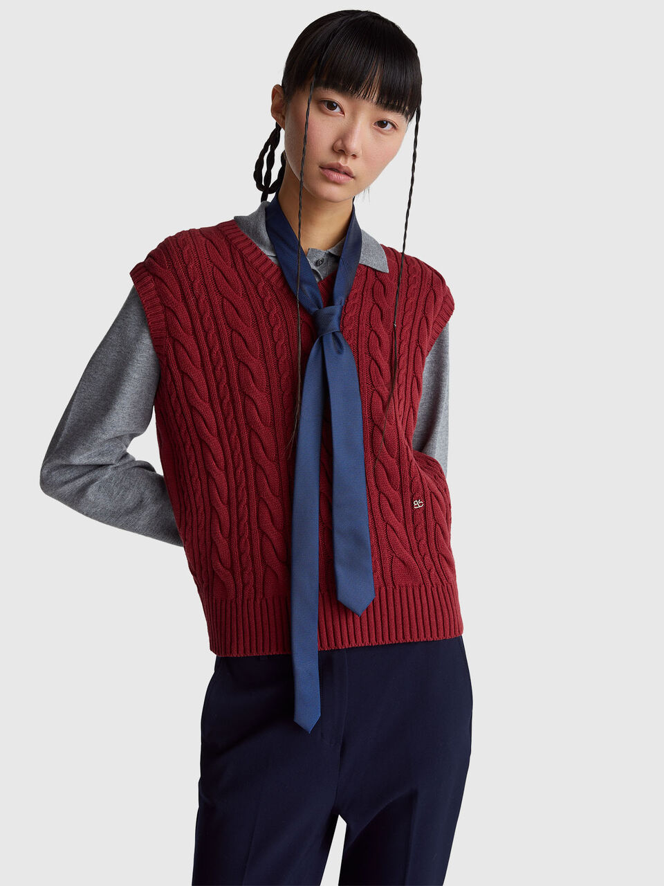 Vest with cable knit