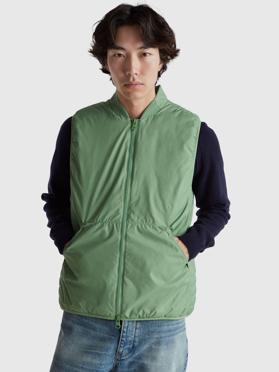 Nylon vest with recycled wadding