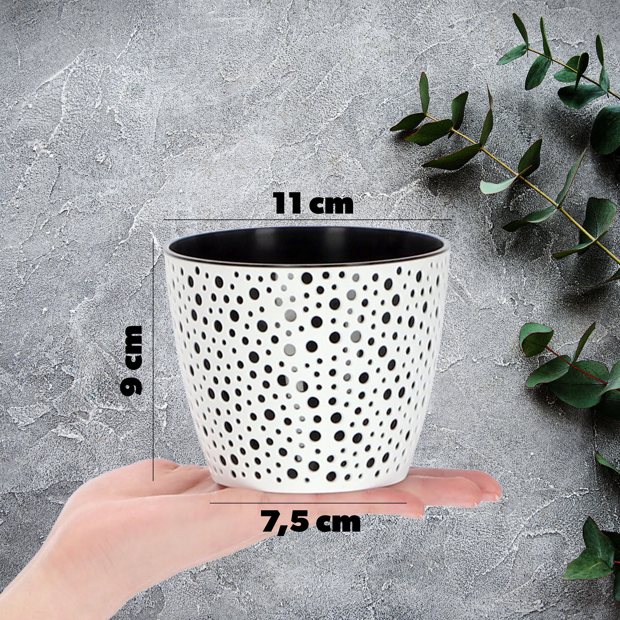 Doniczka Osłonka Okrągła Na Kwiaty Czarna 11cm