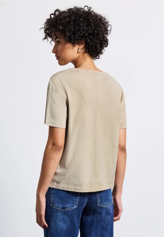 T-Shirt mit Dekosteinen