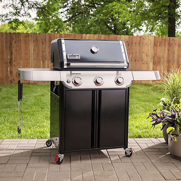 Barbecue à gaz Weber GENESIS® E-315 H.122 x P.69 x L.147 cm