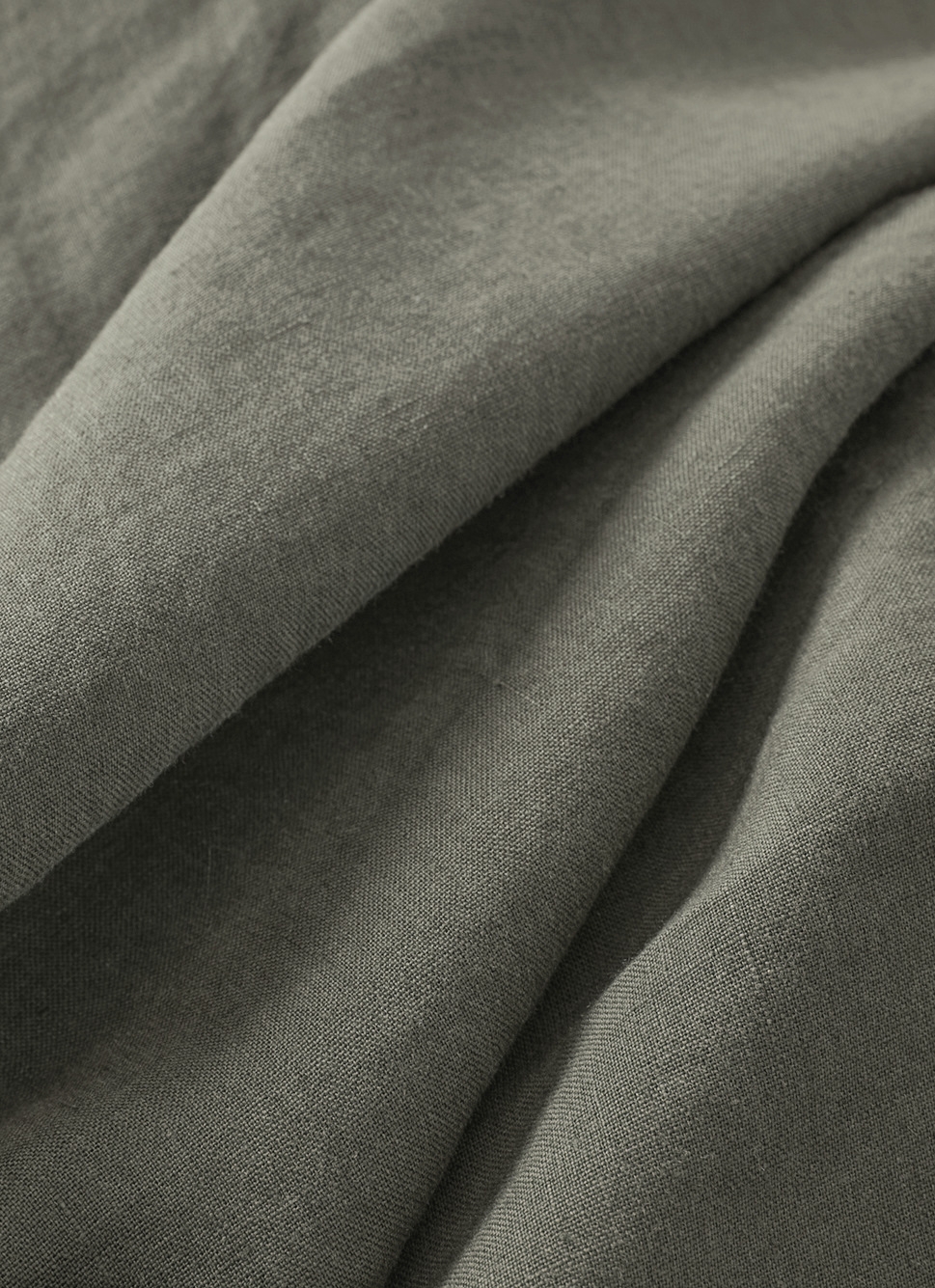 DRAP HOUSSE EN LIN LAVÉ UNI 165GR VERT DE GRIS