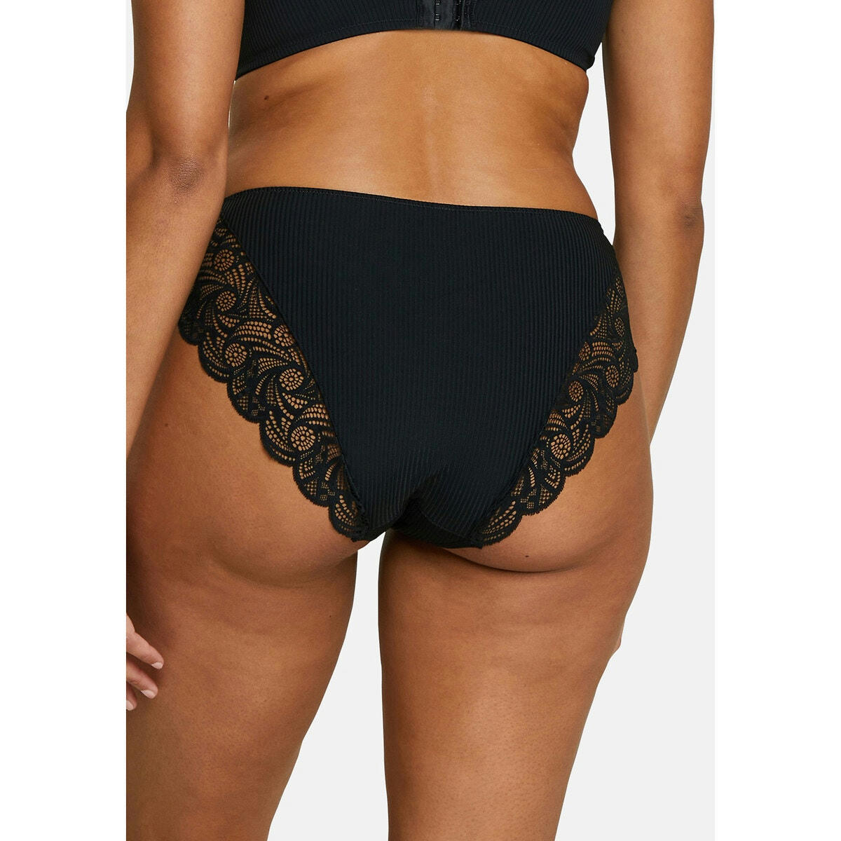 Slip dentelle et microfibre Ariane Essential