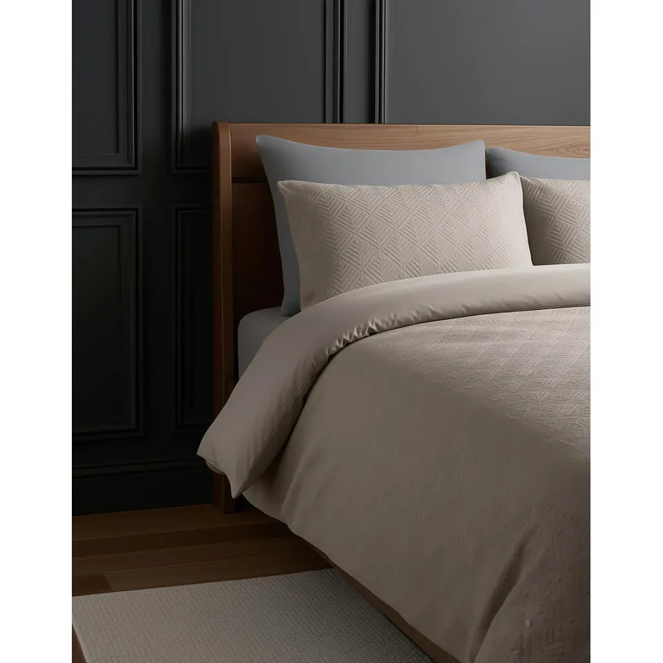 Dekbedovertrek Milano 140x200 �?Fluweelzacht Uni Design �?Taupe