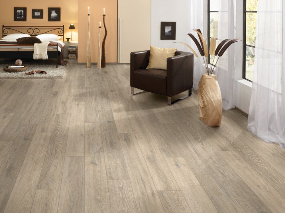 LAMINATGULV LOGOCLIC EIK PIANO VINTO 2,22M²/PK