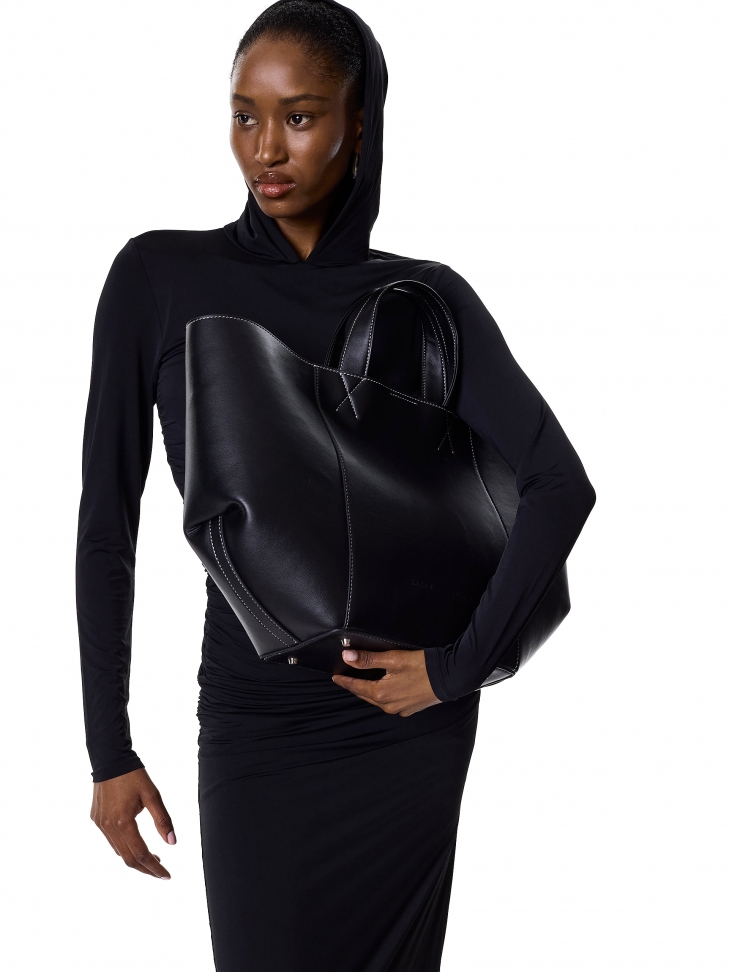 Large tote bag with removable pouch