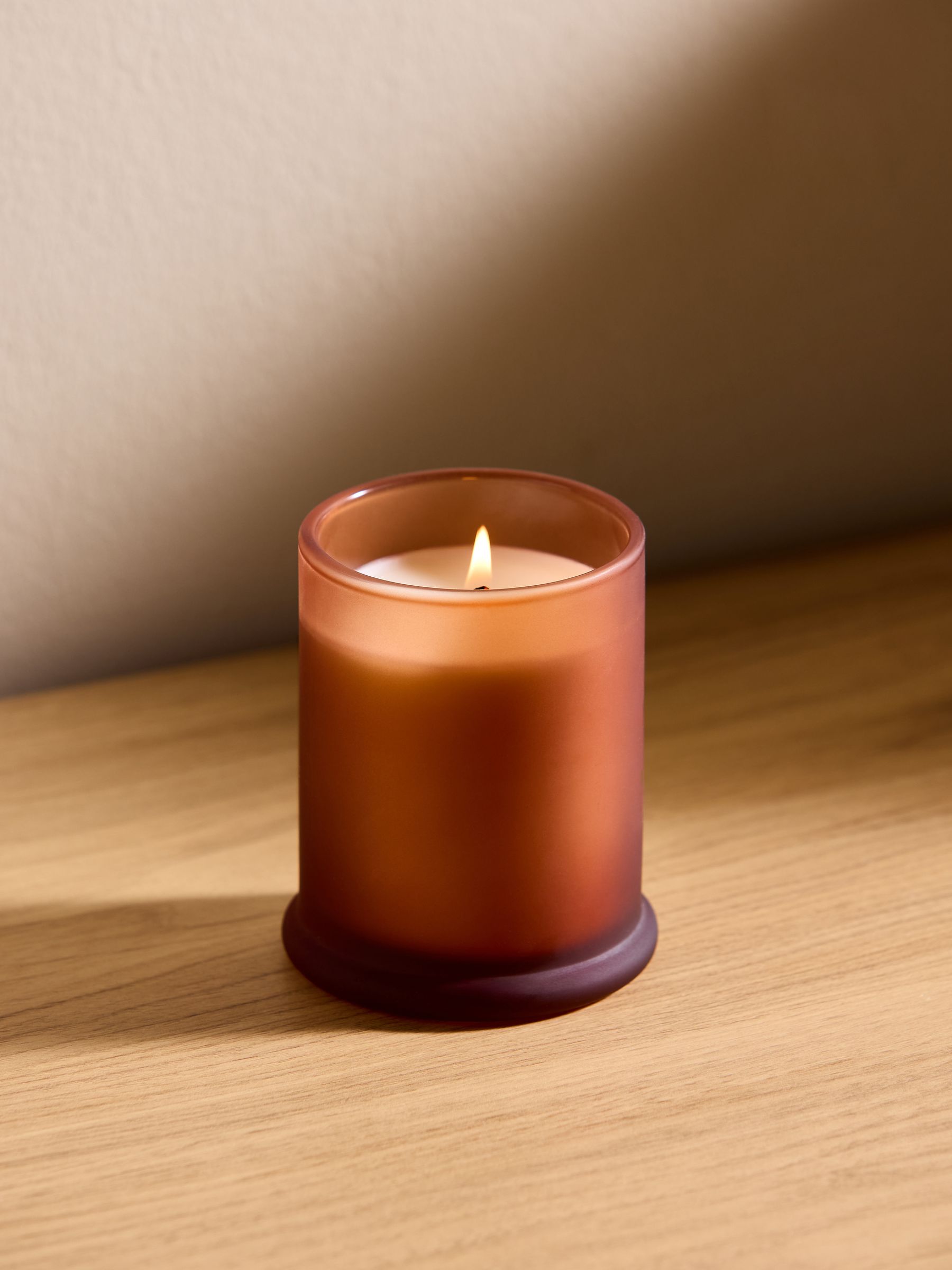 Fragranced Candle in Vetiver and Cedarwood