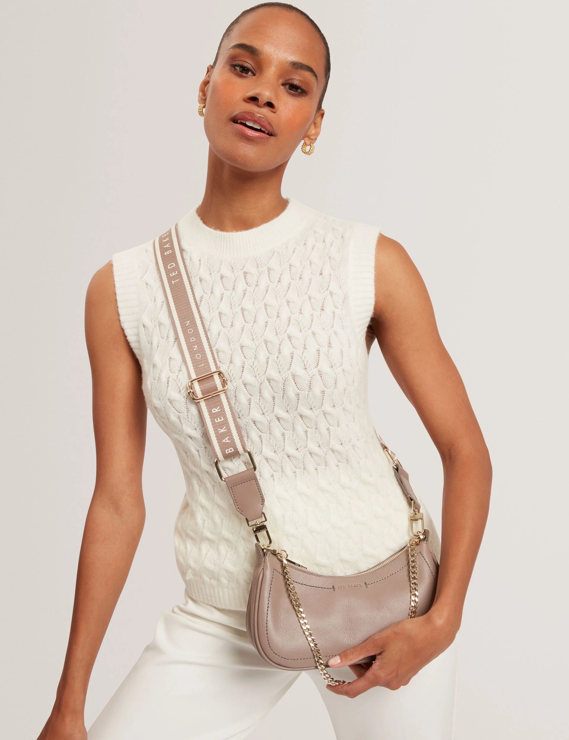 LAARNA | TAUPE