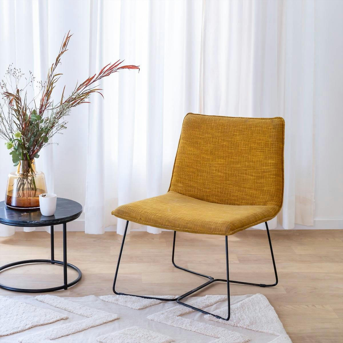 DAHLIA - Fauteuil en tissu jaune moutarde 62 cm