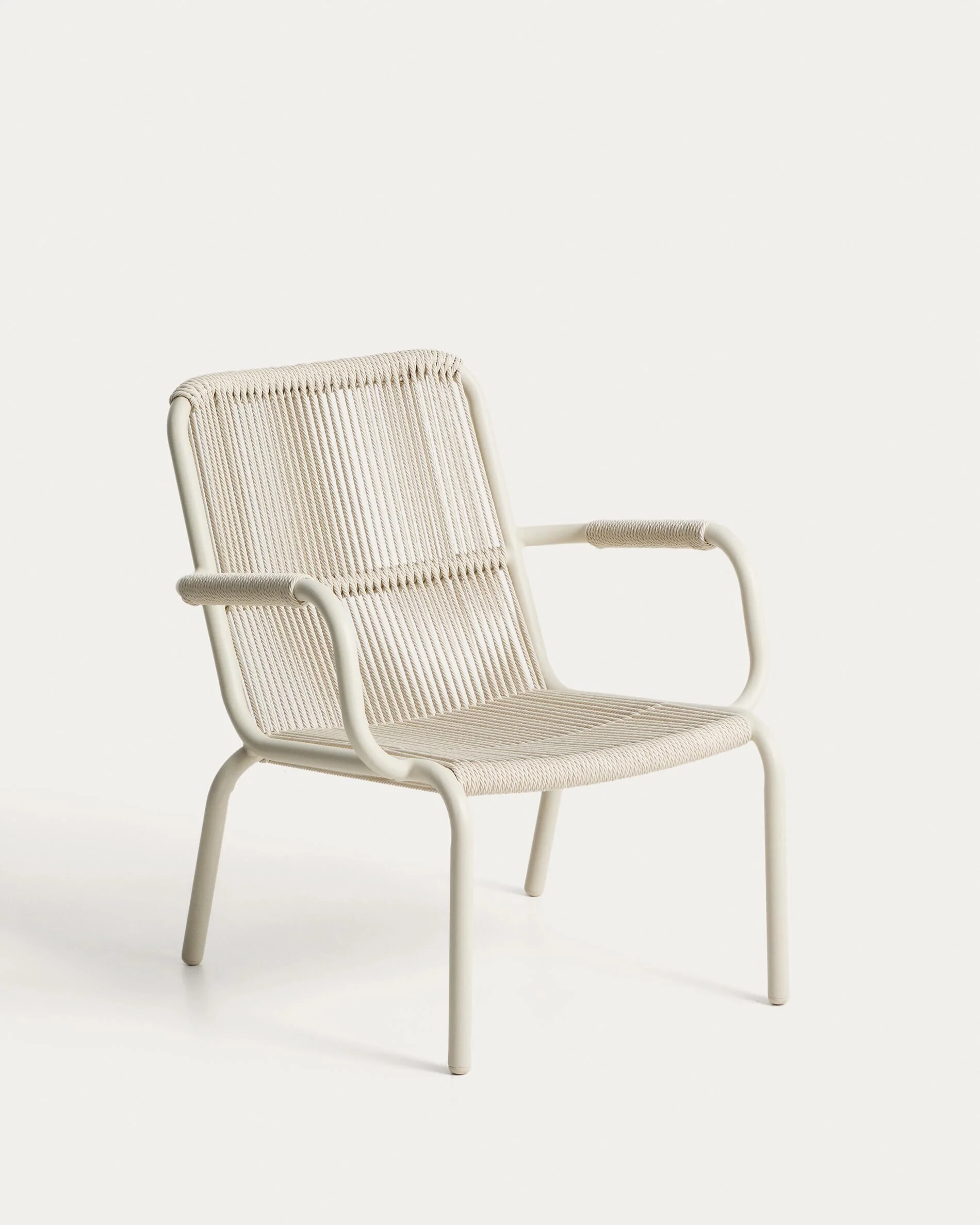 Salis stackable armchair in ecru aluminium and ecru synthetic rope cord