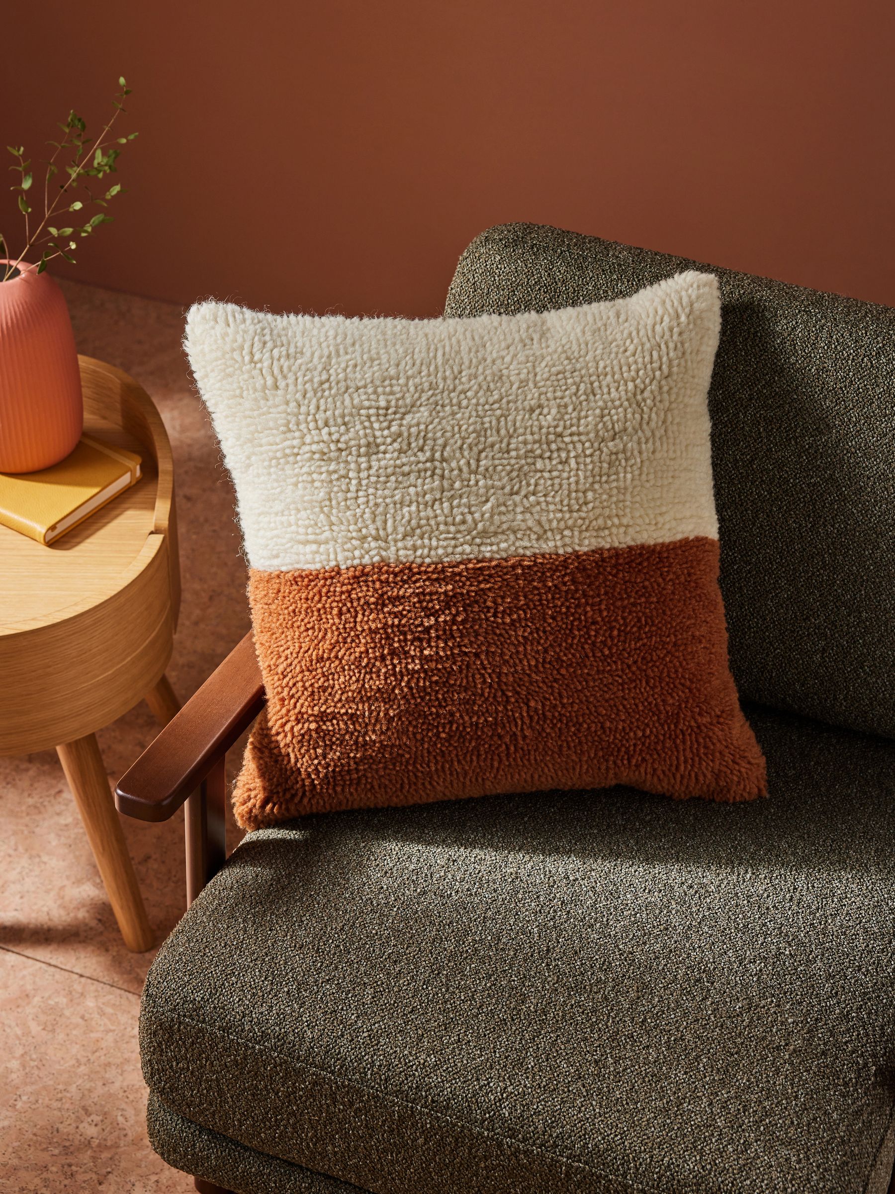 Lori Tufted Berber Cushion in Rust Red