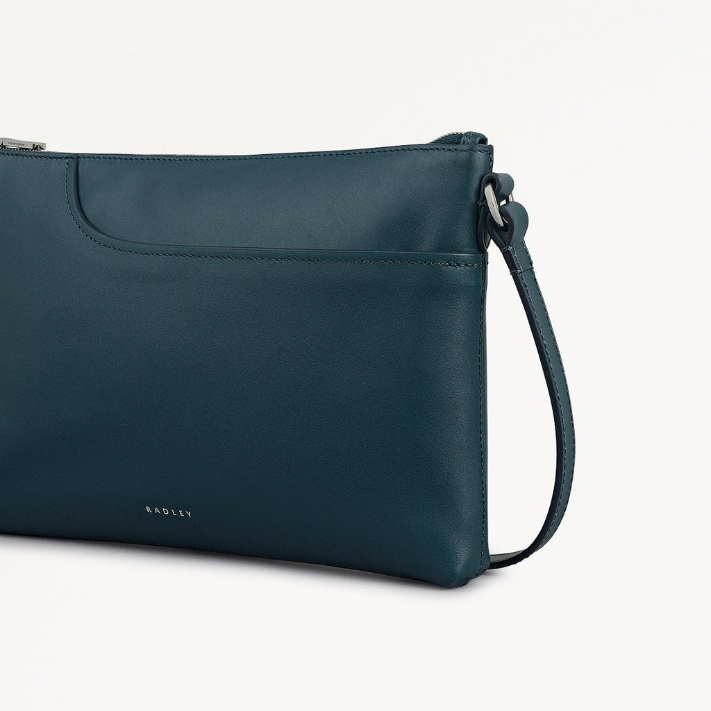 Pockets - Medium Ziptop East-West Cross Body Bag