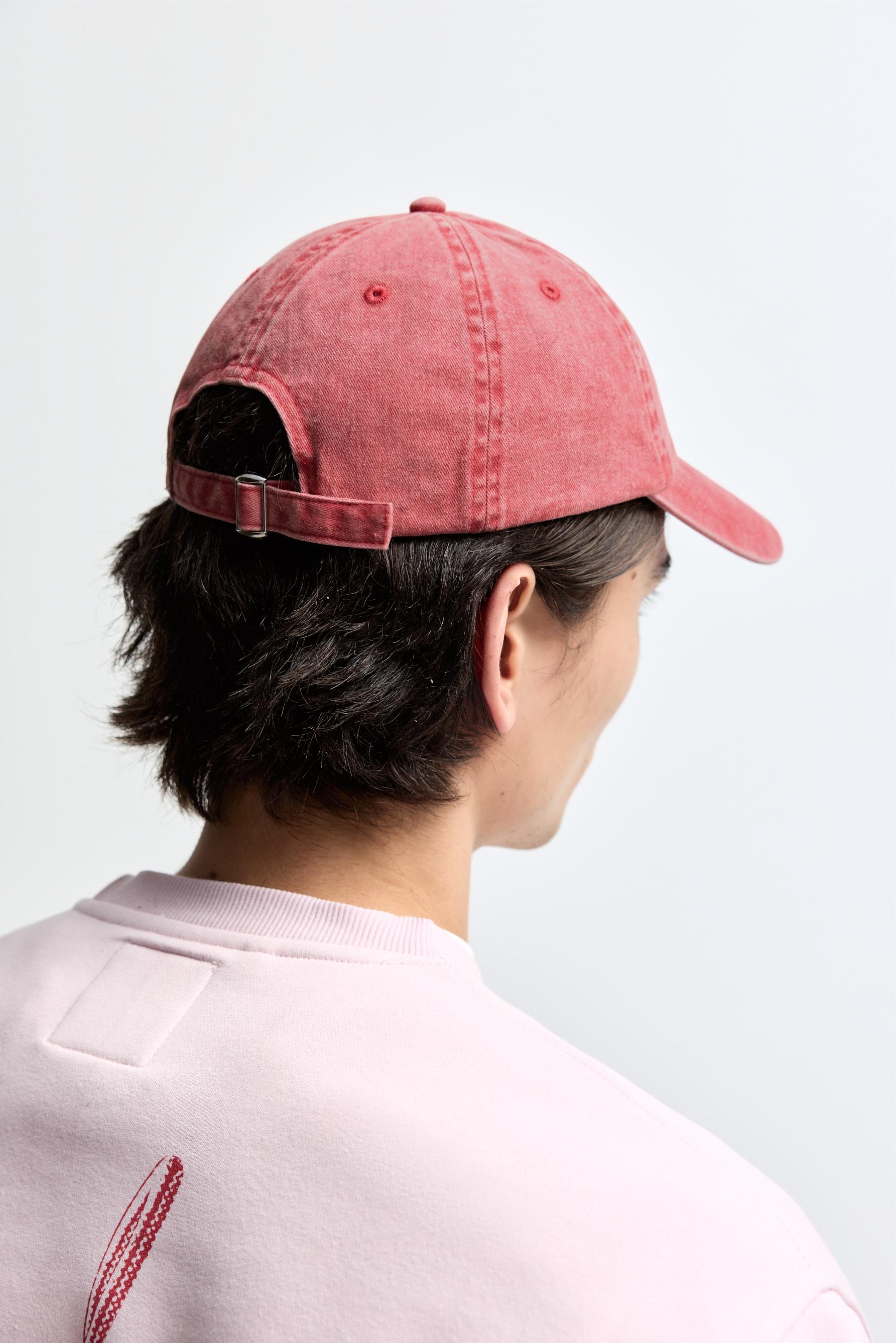 Gorra bordado efecto lavado