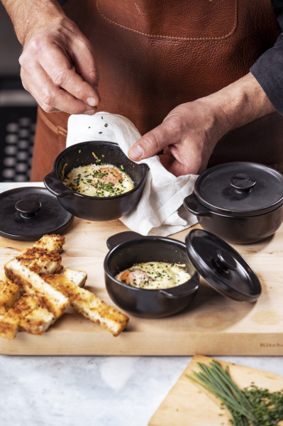 KitchenAidNaczynie do zapiekania Mini Cocotte 10cm 300ml czarny matowy