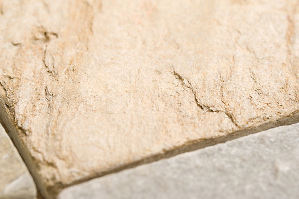 Mosaique de Quartzite Beige / Gris 9.8 X 9.8- vendu par plaque de 30x30 cm -