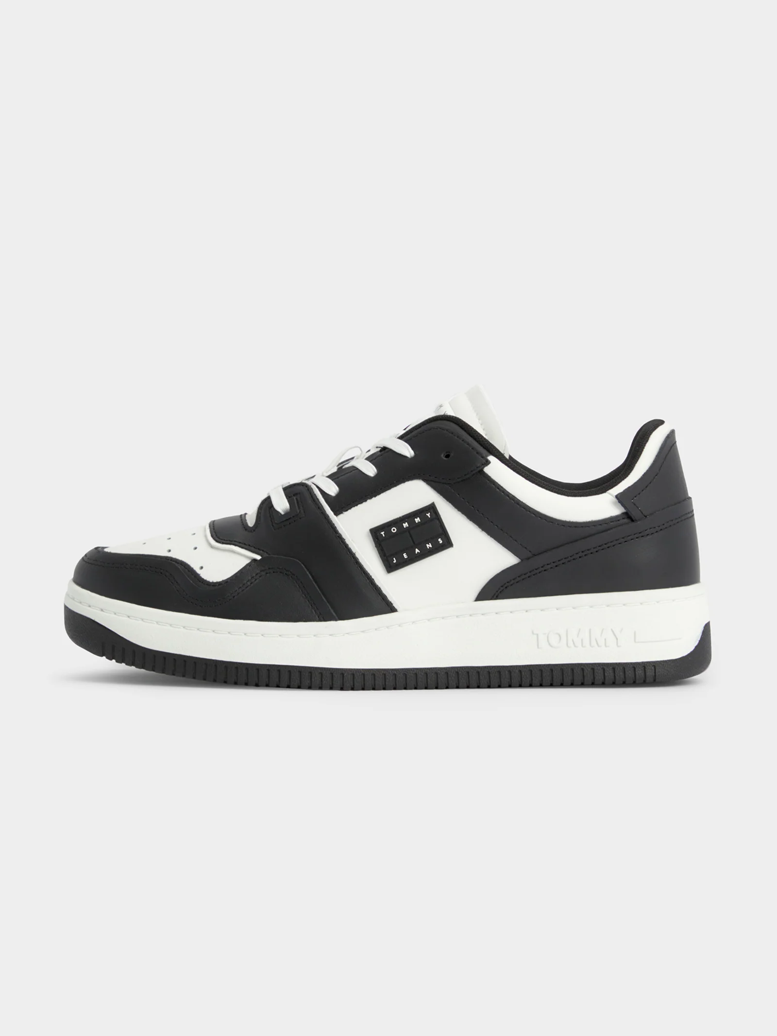 Mens Leather Basketball Trainers