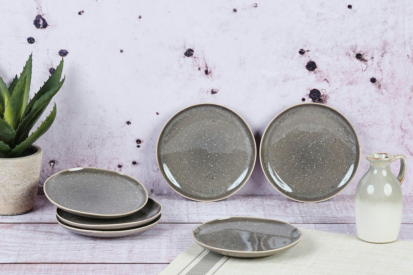 REACTIV - Lot de 6 petites assiettes en grès gris D18